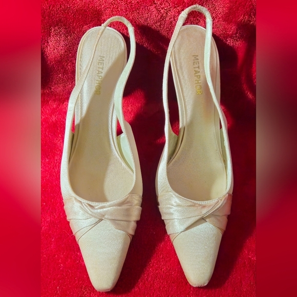 Metaphor Shoes - Metaphor Champagne Satin Pointed-Toe Slingback Heels w/Leather Sole-Size 8.5